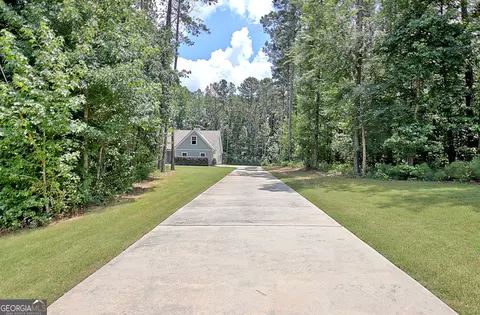 80 Couch Rd, Senoia, GA 30276