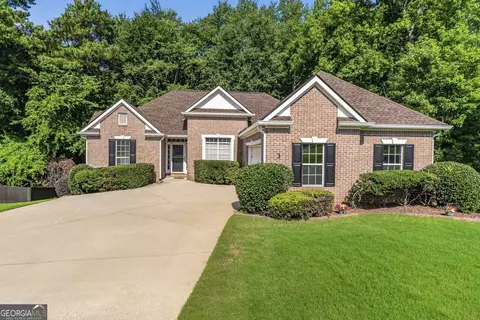3 Kingsbrook Cv, Newnan, GA 30265