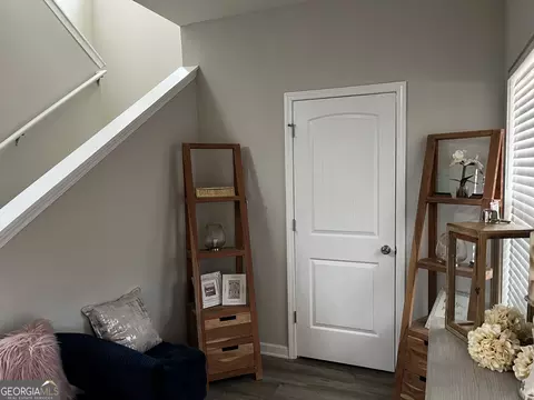 Entry Way - 436 Clematis Ct, Temple, GA 30179 photo 4 of 10