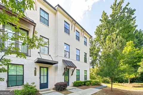 3005 Poppy Ln, Roswell, GA 30076