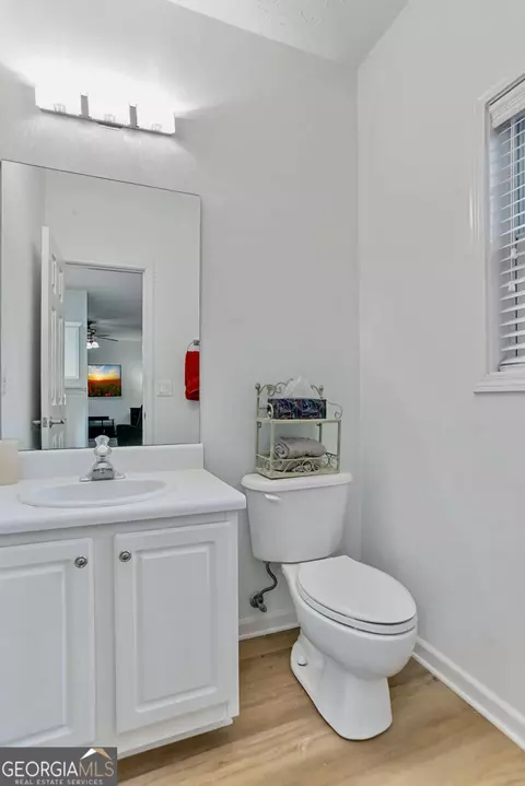 Bath - 4026 Mcdowell Dr, Acworth, GA 30101 photo 1 of 4