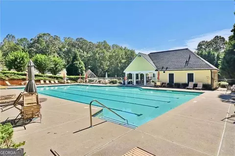 Exterior - 4026 Mcdowell Dr, Acworth, GA 30101 photo 7 of 8