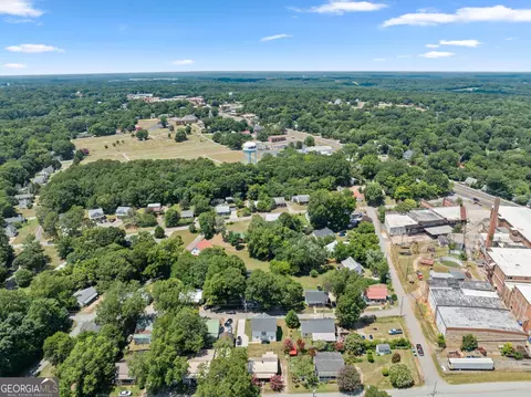 View/Area - 48 Chestnut St, Commerce, GA 30529 photo 3 of 9