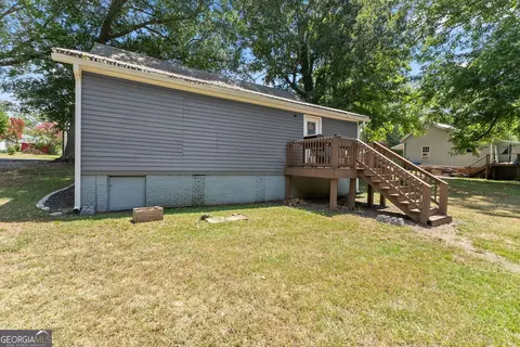 Exterior - 48 Chestnut St, Commerce, GA 30529 photo 11 of 13