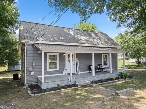 Exterior - 48 Chestnut St, Commerce, GA 30529 photo 3 of 13