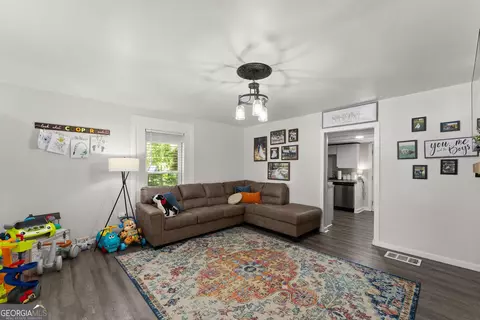 Other - 48 Chestnut St, Commerce, GA 30529 photo 2 of 9
