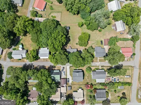 View/Area - 48 Chestnut St, Commerce, GA 30529 photo 1 of 9