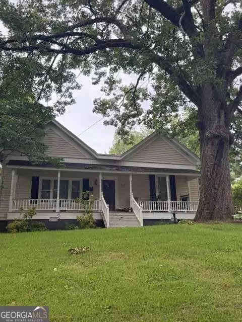 527 College St, Carrollton, GA 30117