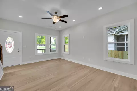 Living - 114 Emily St, Toccoa, GA 30577 photo 1 of 1