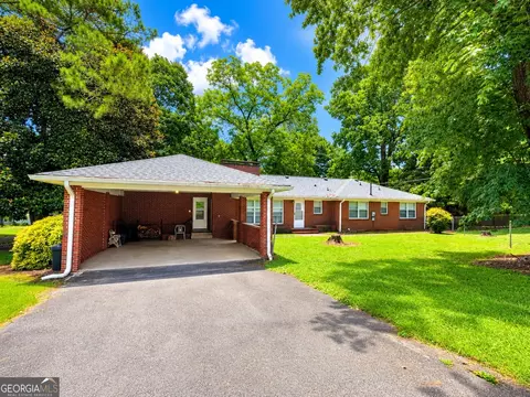 Exterior - 17 Deforest Ave, Trion, GA 30753 photo 3 of 4
