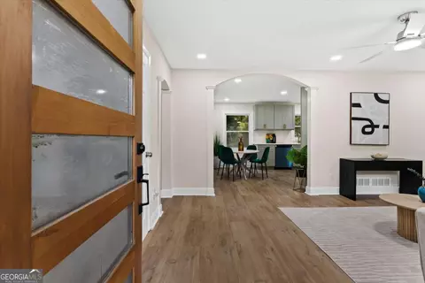 3658 Brookcrest Cir, Decatur, GA 30032