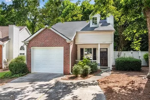 1137 Parkside Club Dr, Lawrenceville, GA 30044