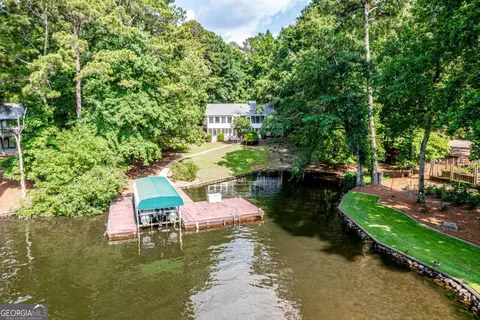 1151 Cosby Cir, Greensboro, GA 30642