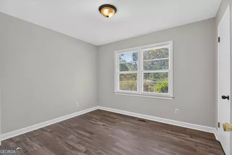 Bedroom - 204 S Chilton Cres, Lagrange, GA 30240 photo 1 of 1