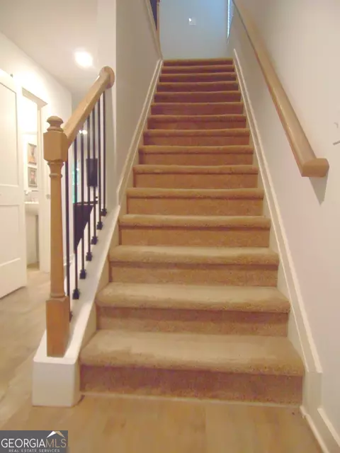Entry Way - 110 Red Barn Ct, Perry, GA 31069 photo 3 of 6