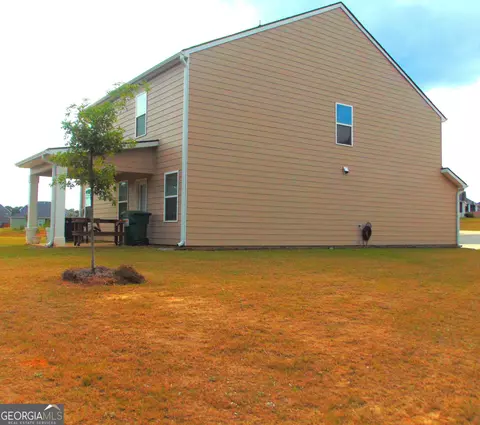Exterior - 110 Red Barn Ct, Perry, GA 31069 photo 2 of 5