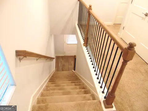Entry Way - 110 Red Barn Ct, Perry, GA 31069 photo 5 of 6