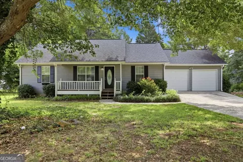 178 Peach Forest Pl, Douglasville, GA 30134