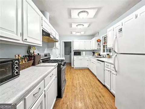 621 Rays Rd, Stone Mountain, GA 30083 photo 10