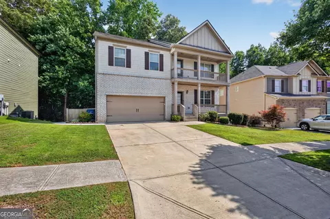 650 Collingsworth Ln, Lawrenceville, GA 30043
