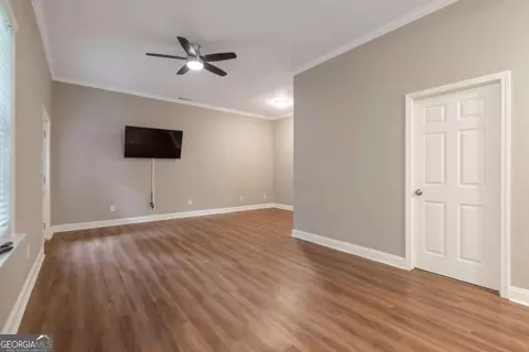 Living - 4473 Circassian Pl, Gainesville, GA 30507 photo 6 of 6