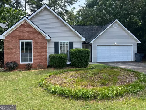 320 Plantation Blvd, Stockbridge, GA 30281