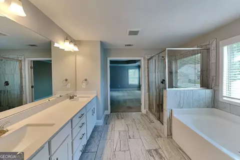 Bath - 2947 Boulder Ridge Dr, Dacula, GA 30019 photo 1 of 5
