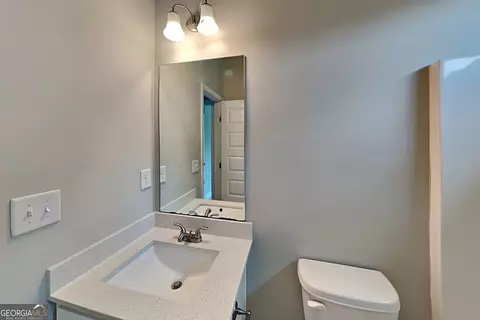 Bath - 2947 Boulder Ridge Dr, Dacula, GA 30019 photo 3 of 5