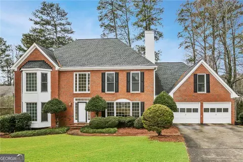 871 Chestnut Lake Dr NE, Marietta, GA 30068