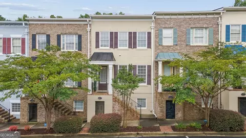 997 Pearl Pt, Sandy Springs, GA 30328