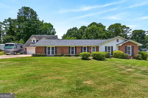 Exterior - 201 Moccasin Trl, Lagrange, GA 30241 photo 3 of 7