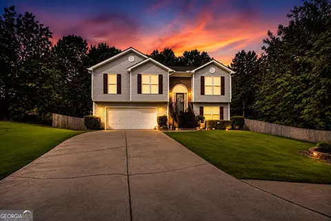 323 Natchez Cir, Winder, GA 30680