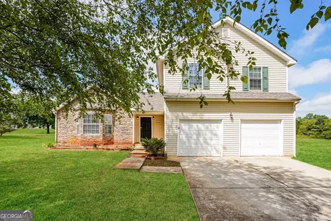 513 Easton Dr, Locust Grove, GA 30248