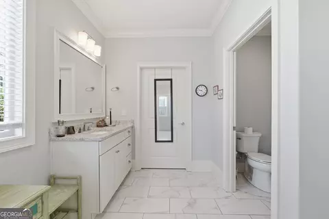 Bath - 241 Legacy Dr, Demorest, GA 30535 photo 3 of 7