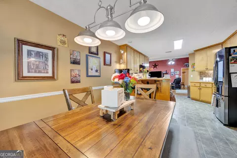 Dining - 30 Bermuda Way, Covington, GA 30016 photo 2 of 2
