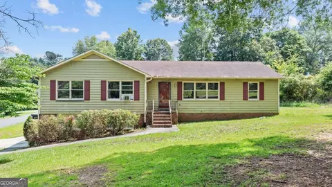 5 Ridgedale Dr SE, Silver Creek, GA 30173