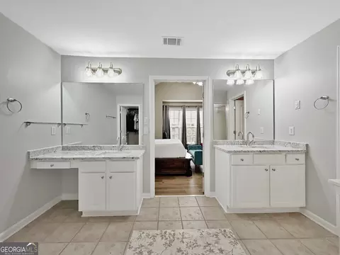 Bath - 2502 Gadsen Walk, Duluth, GA 30097 photo 3 of 6