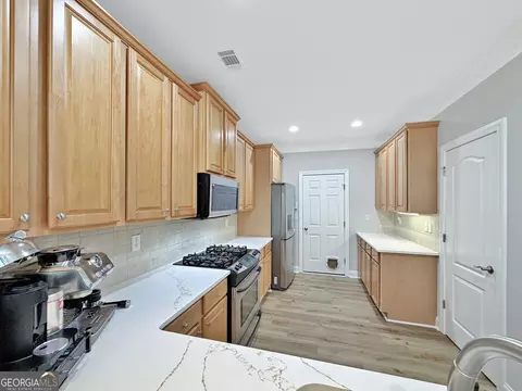 Kitchen - 2502 Gadsen Walk, Duluth, GA 30097 photo 3 of 6
