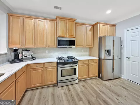 Kitchen - 2502 Gadsen Walk, Duluth, GA 30097 photo 5 of 6