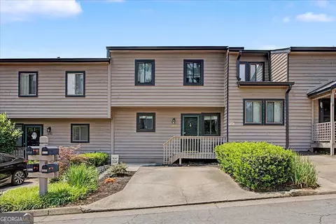 5054 Gardenia Cir, Marietta, GA 30068