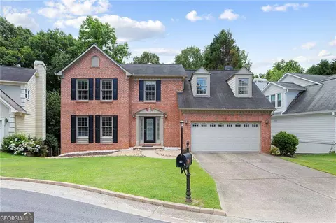 50 Parkside Cir, Marietta, GA 30068