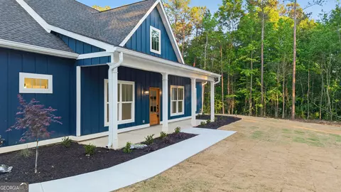 Exterior - 166 Midway Rd, Barnesville, GA 30204 photo 4 of 16