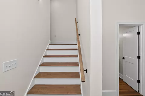 Entry Way - 166 Midway Rd, Barnesville, GA 30204 photo 4 of 4