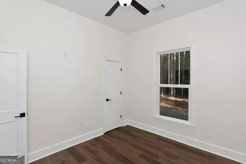 Bedroom - 166 Midway Rd, Barnesville, GA 30204 photo 3 of 5