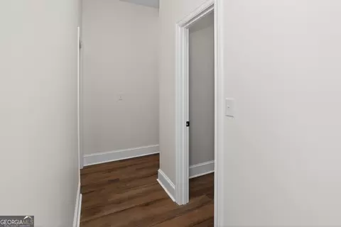 Entry Way - 166 Midway Rd, Barnesville, GA 30204 photo 2 of 4