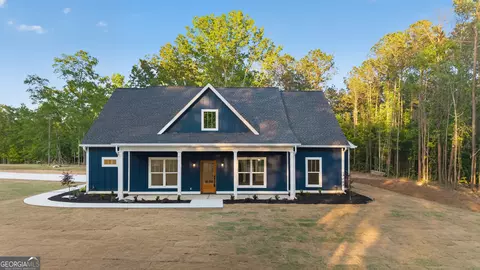Exterior - 166 Midway Rd, Barnesville, GA 30204 photo 2 of 16