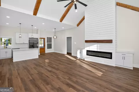 Living - 166 Midway Rd, Barnesville, GA 30204 photo 1 of 5