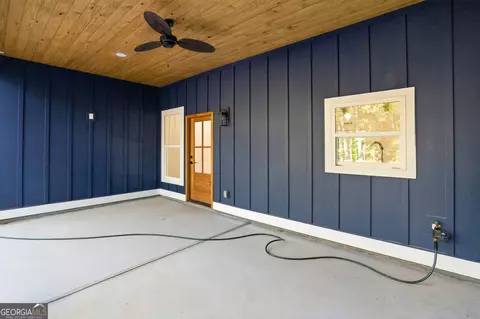 Exterior - 166 Midway Rd, Barnesville, GA 30204 photo 8 of 16