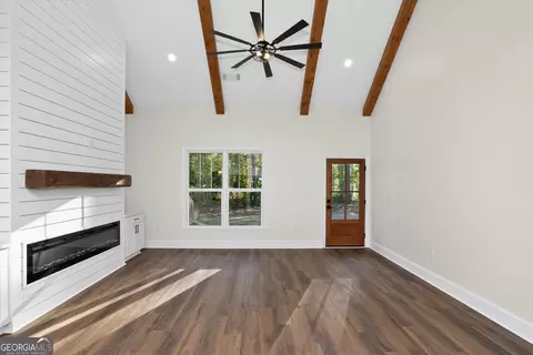 Living - 166 Midway Rd, Barnesville, GA 30204 photo 4 of 5