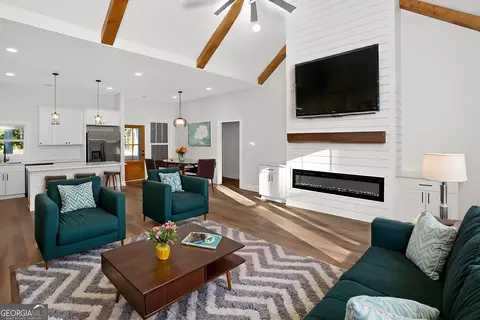 Living - 166 Midway Rd, Barnesville, GA 30204 photo 2 of 5